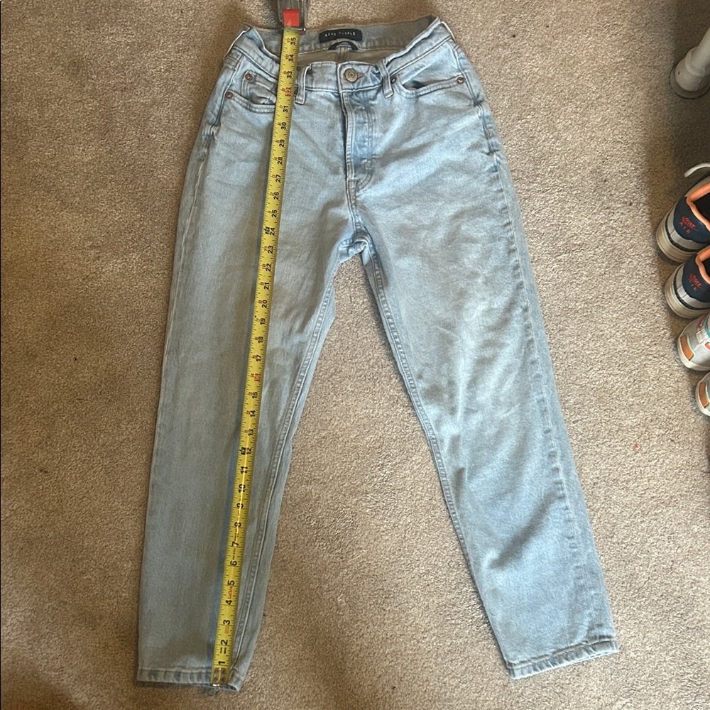 Aéropostale Women's Light Wash Mom Jeans
